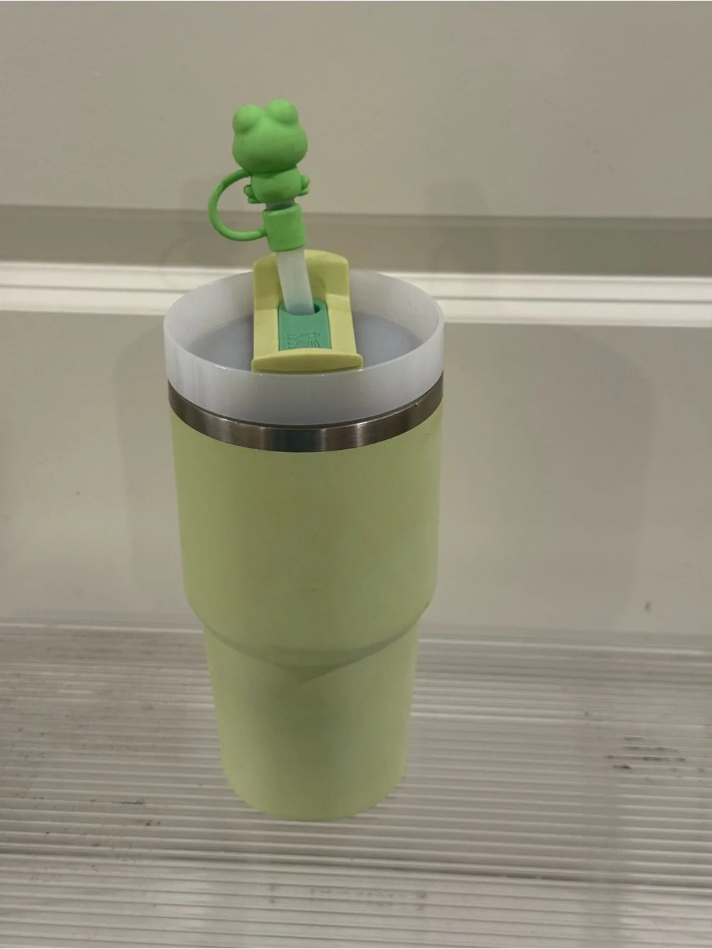 Stanley Lime Green Travel Tumbler with Frog Straw Topper ~ PREOWNED
